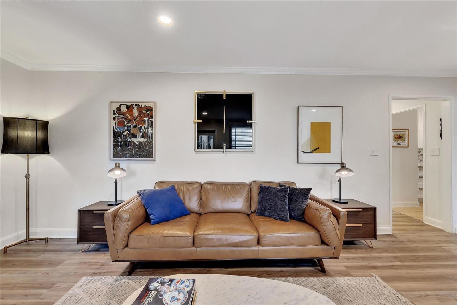 Modern Twist In A Historic Building, Sleeps 6 * Atlanta
